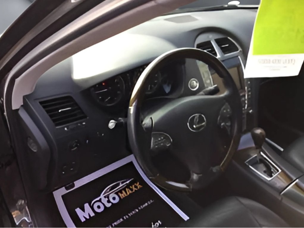 2011 Lexus ES Image 5