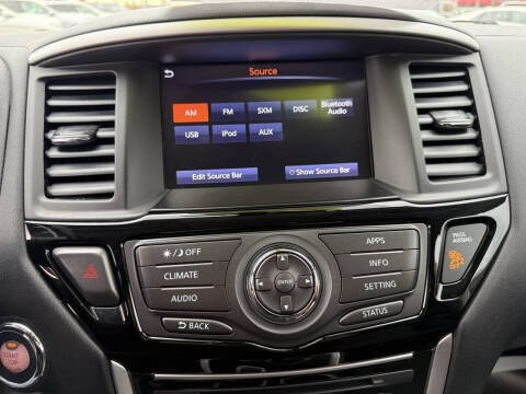 2018 Nissan Pathfinder Image 8