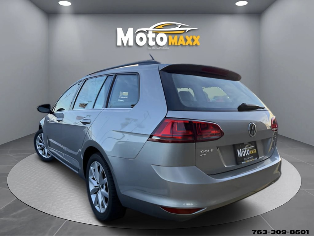 2016 Volkswagen Golf Image 3