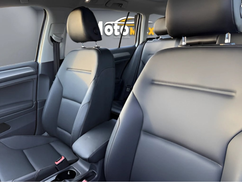 2016 Volkswagen Golf Image 8