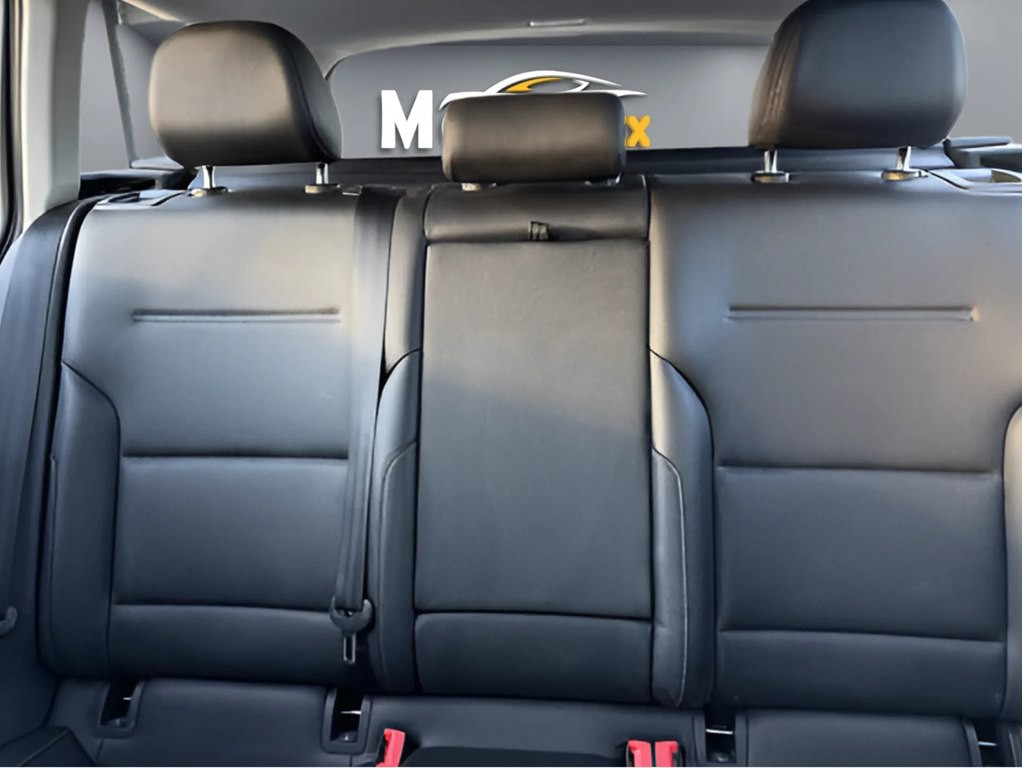 2016 Volkswagen Golf Image 10