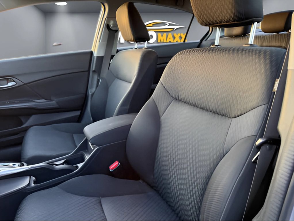 2015 Honda Civic Image 8