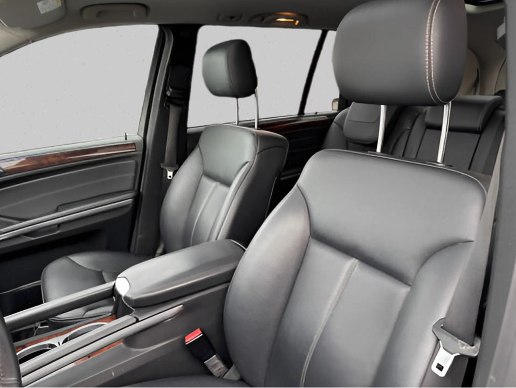 2011 Mercedes-Benz GL-Class Image 7