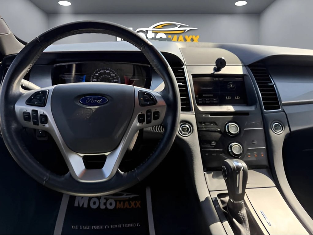 2015 Ford Taurus Image 6