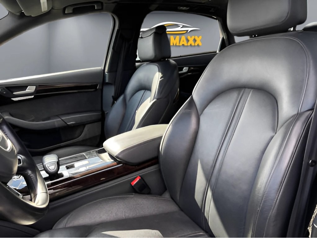 2015 Audi A8 Image 7