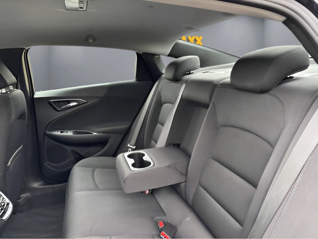 2023 Chevrolet Malibu Image 8