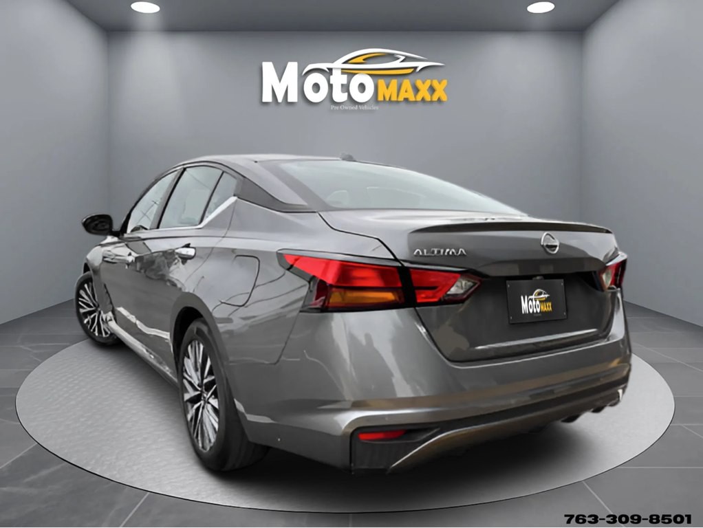 2025 Nissan Altima Image 3