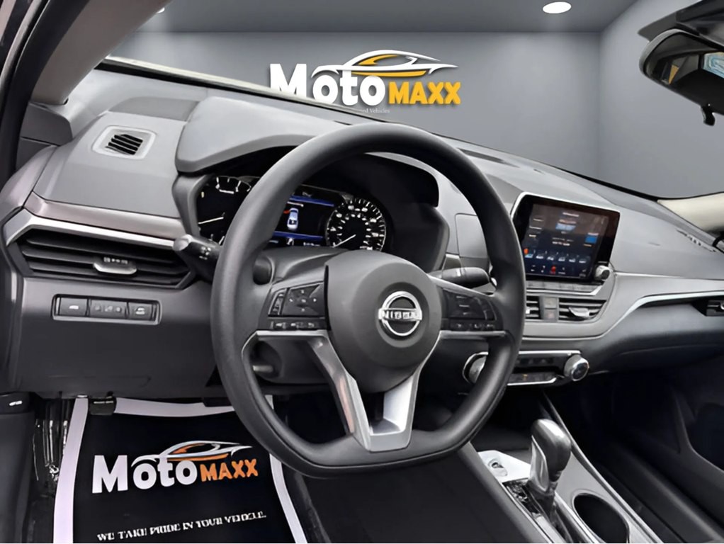 2025 Nissan Altima Image 5