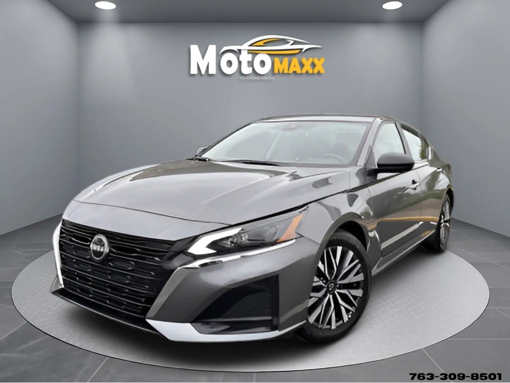 2025 Nissan Altima Image 2