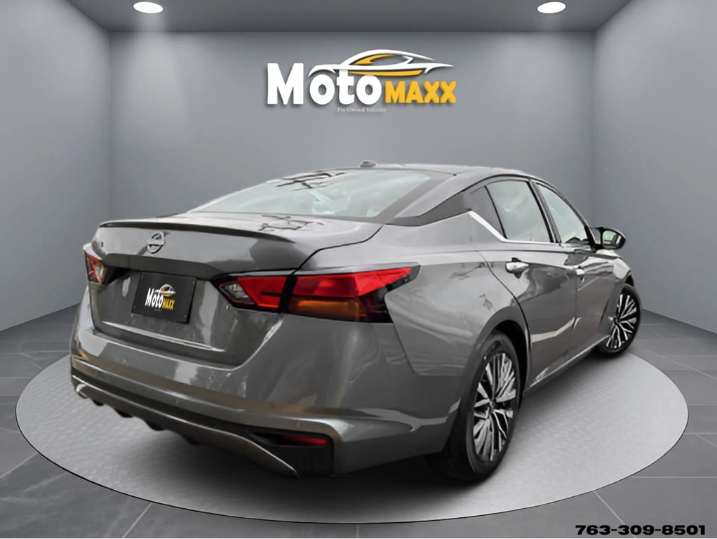 2025 Nissan Altima Image 4