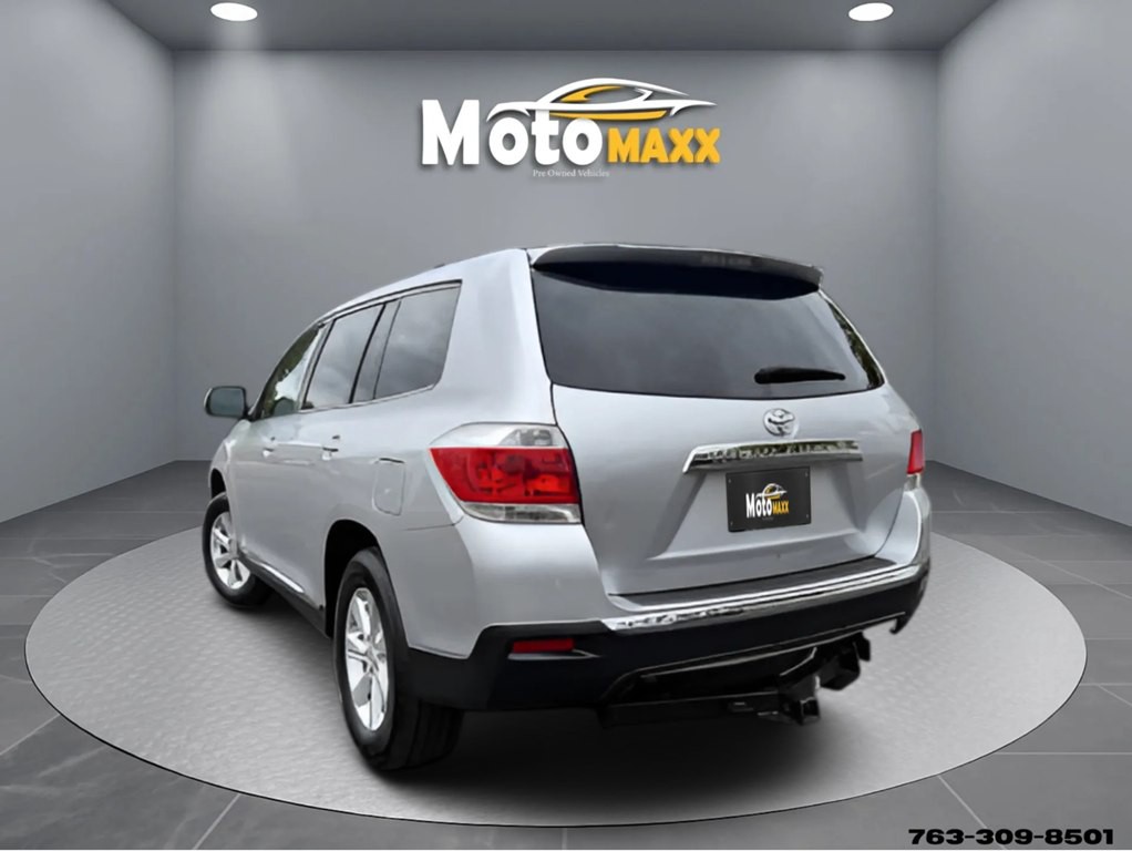 2013 Toyota Highlander Image 3