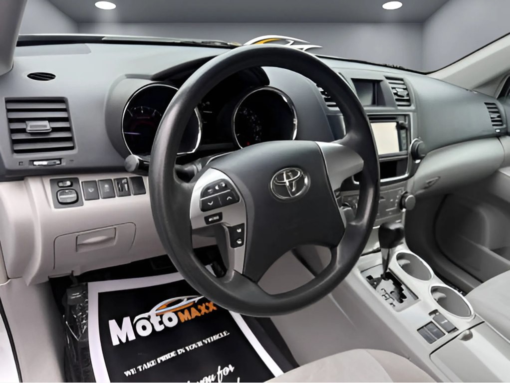 2013 Toyota Highlander Image 5