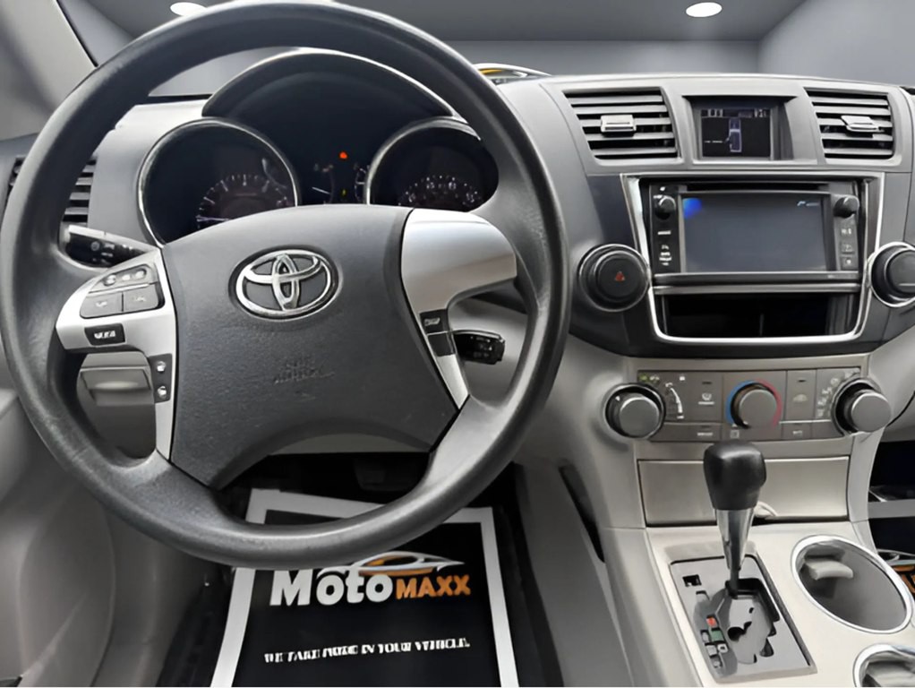 2013 Toyota Highlander Image 6