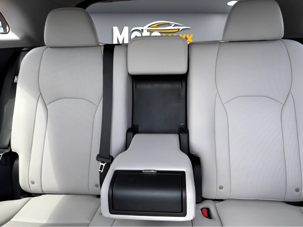 2022 Lexus RX Image 9