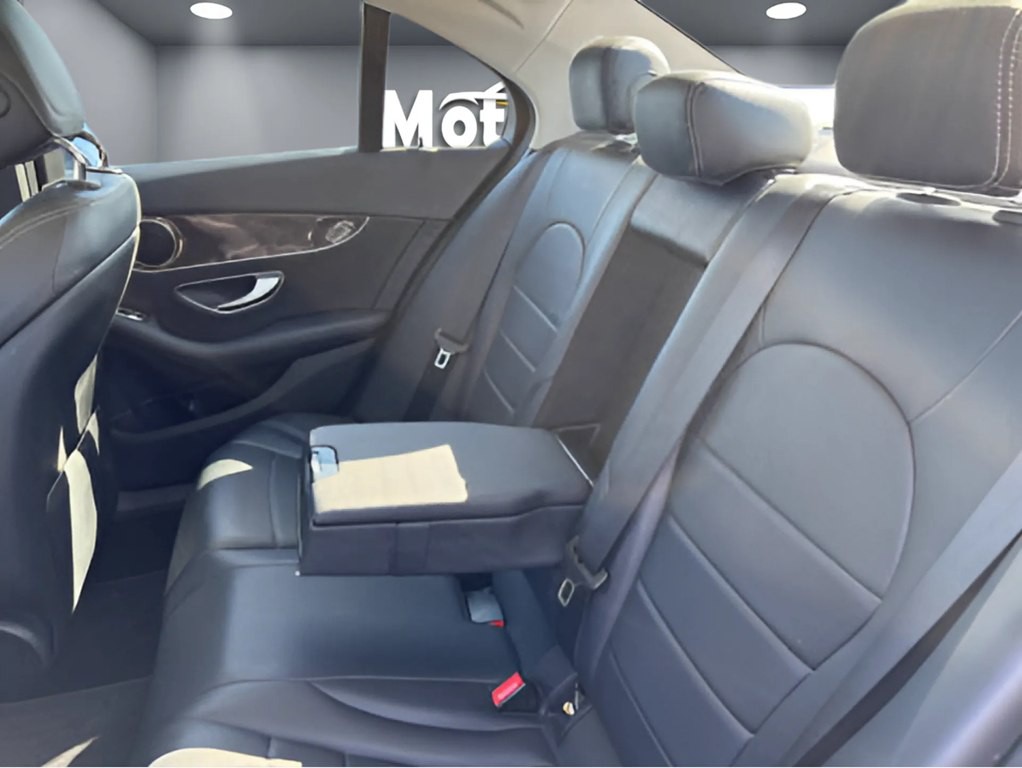 2017 Mercedes-Benz C-Class Image 10