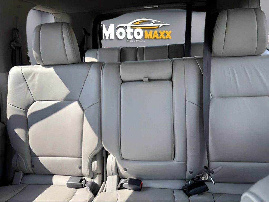 2015 Honda Pilot Image 9