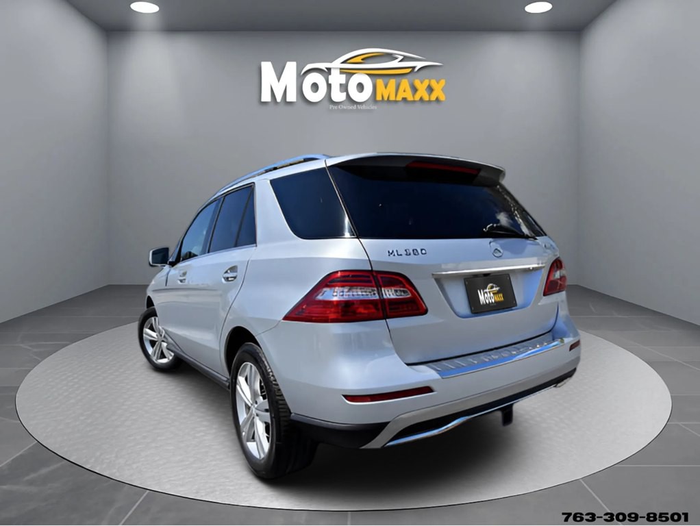2015 Mercedes-Benz M-Class Image 3