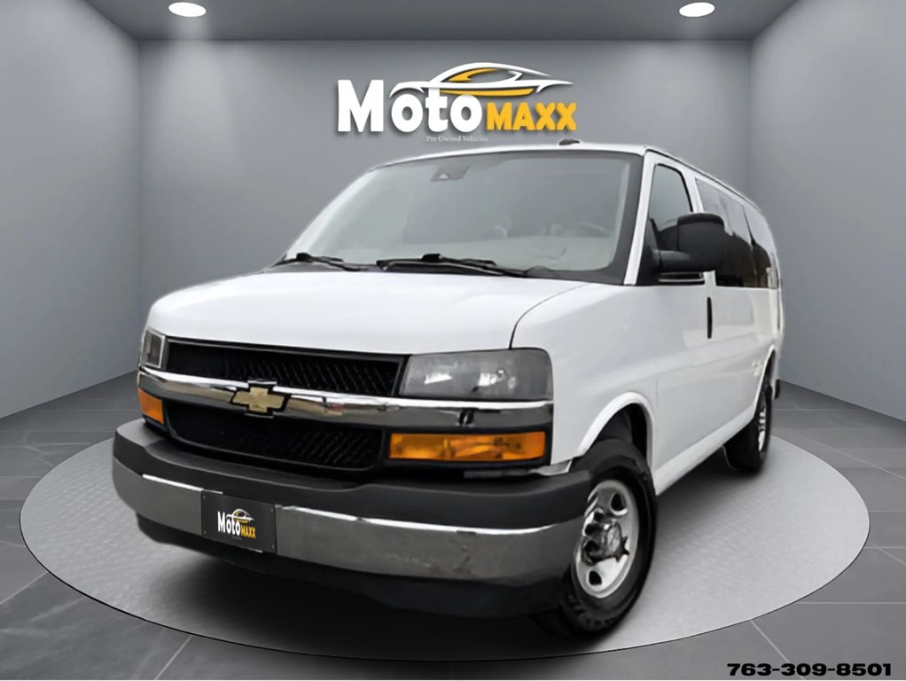 2020 Chevrolet Express Image 2