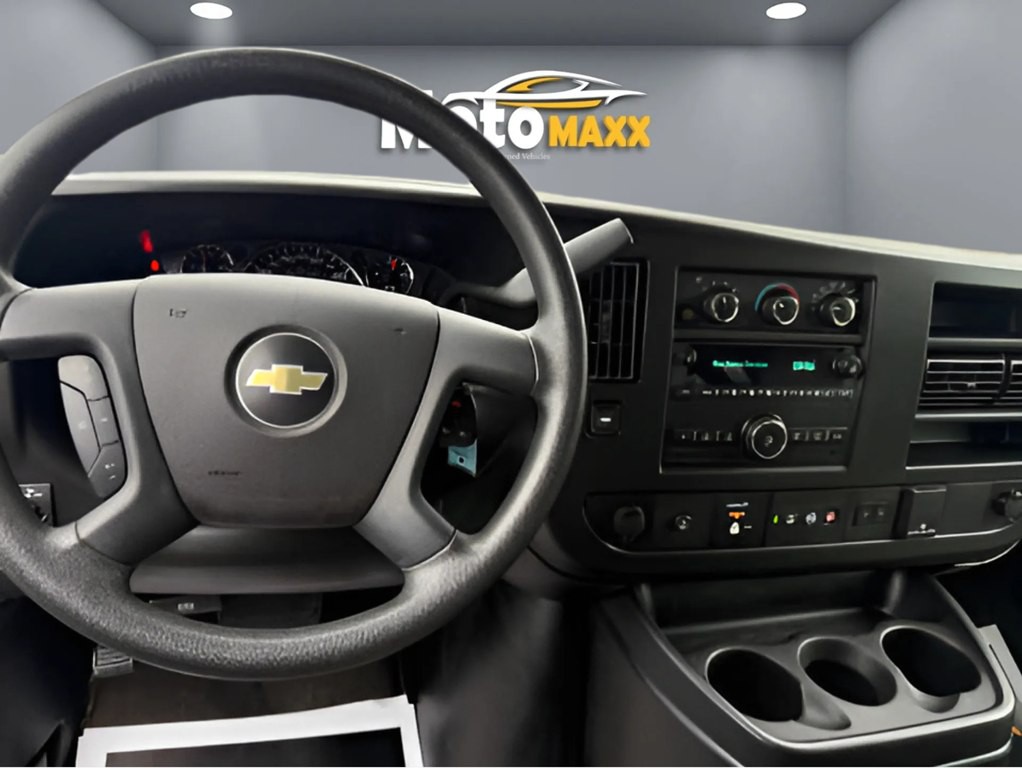 2020 Chevrolet Express Image 6