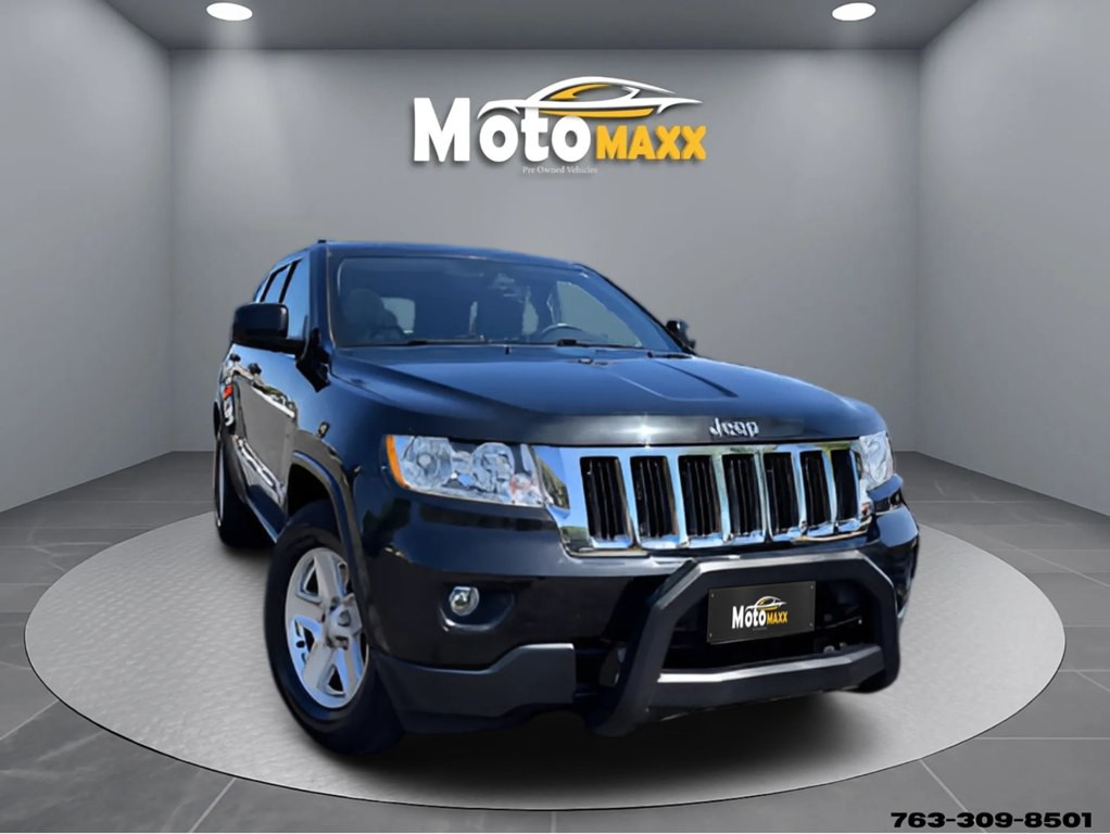 2012 Jeep Grand Cherokee Image 1