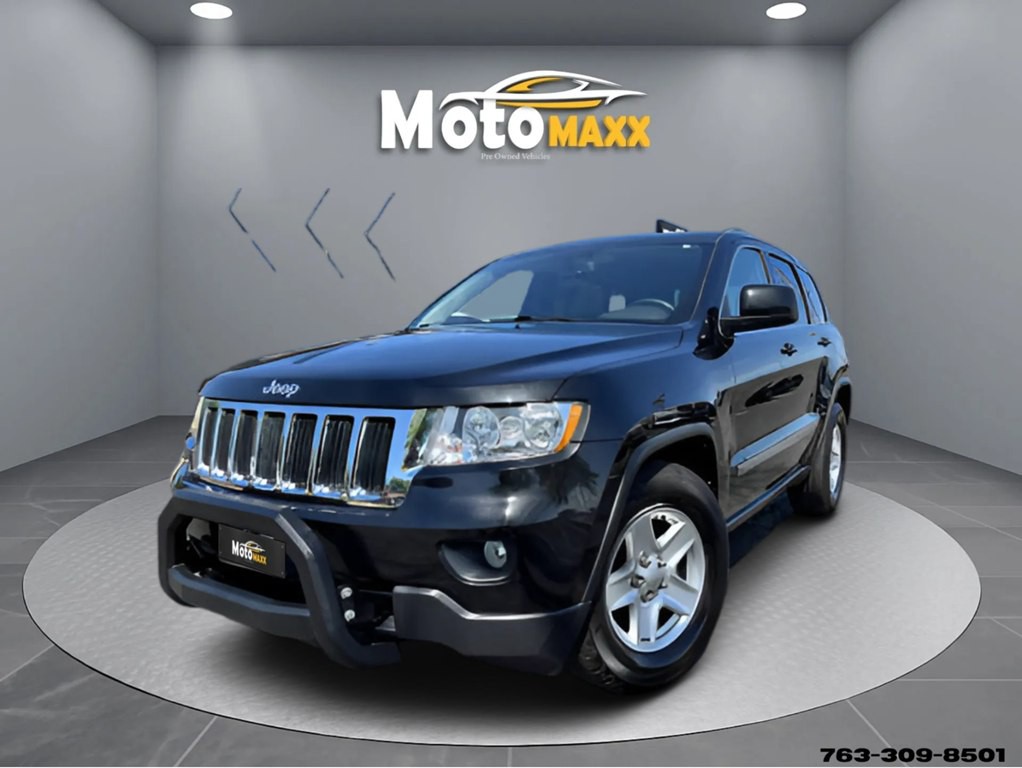 2012 Jeep Grand Cherokee Image 2