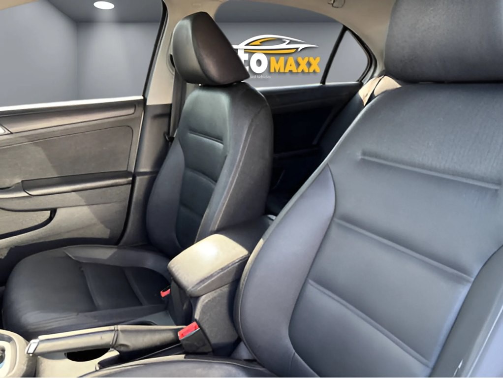 2011 Volkswagen Jetta Image 7