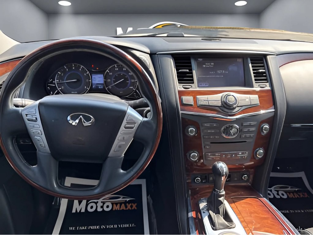 2015 INFINITI QX80 Image 6