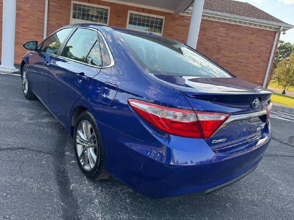 2015 Toyota Camry Image 8