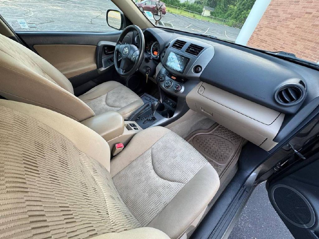 2010 Toyota Rav4 Image 12