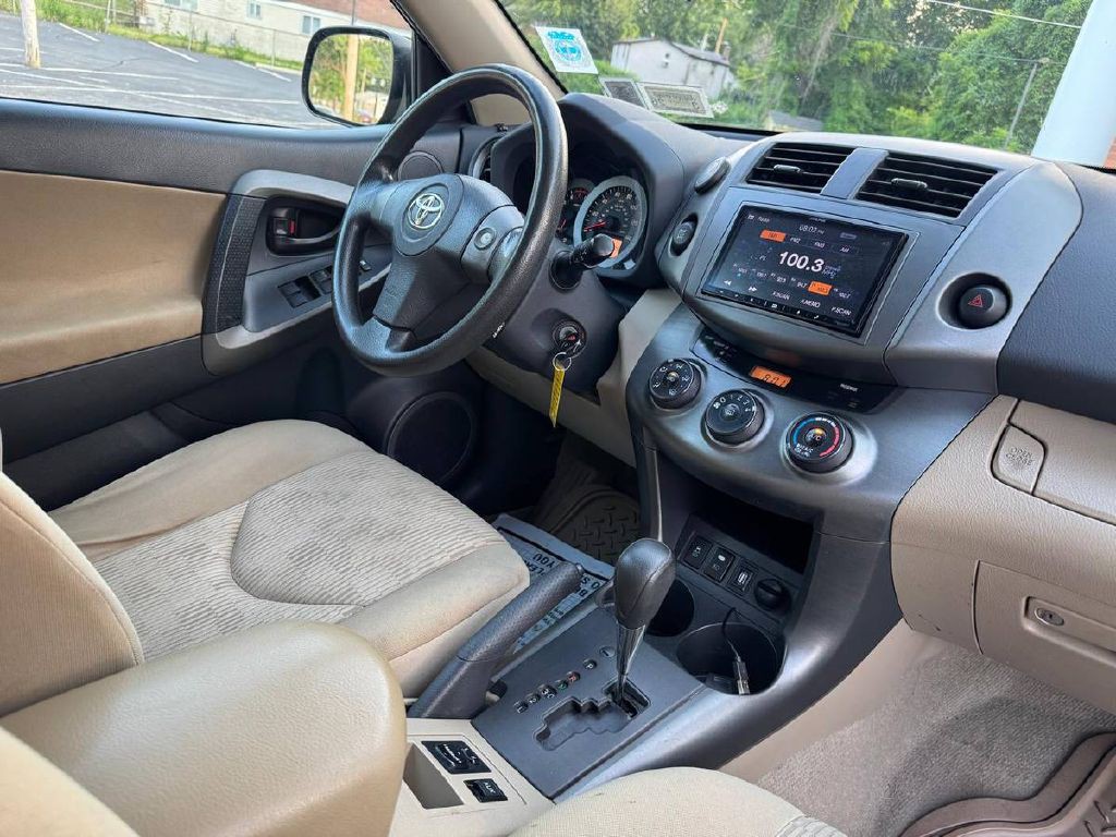 2010 Toyota Rav4 Image 13