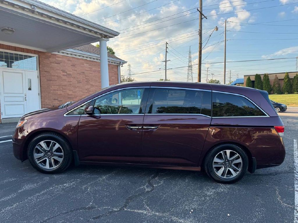 2015 Honda Odyssey Image 5