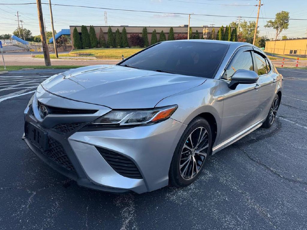 2018 Toyota Camry Image 3