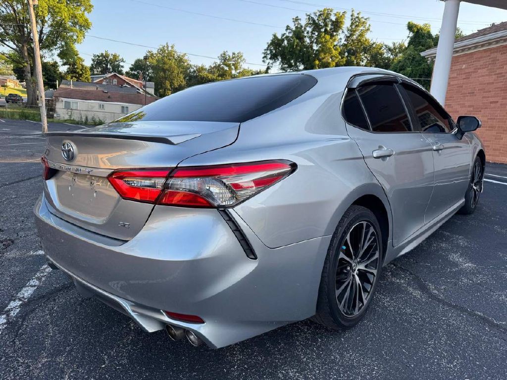 2018 Toyota Camry Image 6