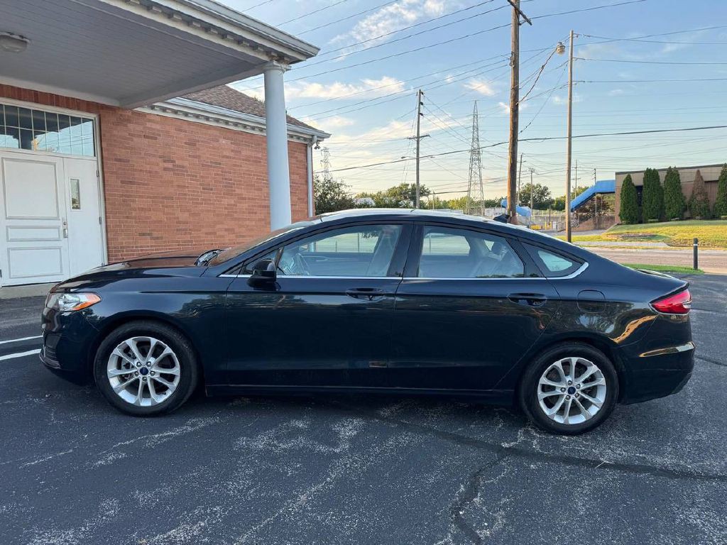 2020 Ford Fusion Image 5