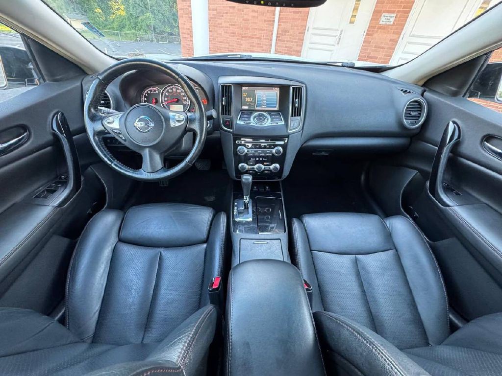 2010 Nissan Maxima Image 15