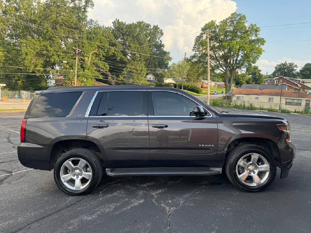 2016 Chevrolet Tahoe Image 4