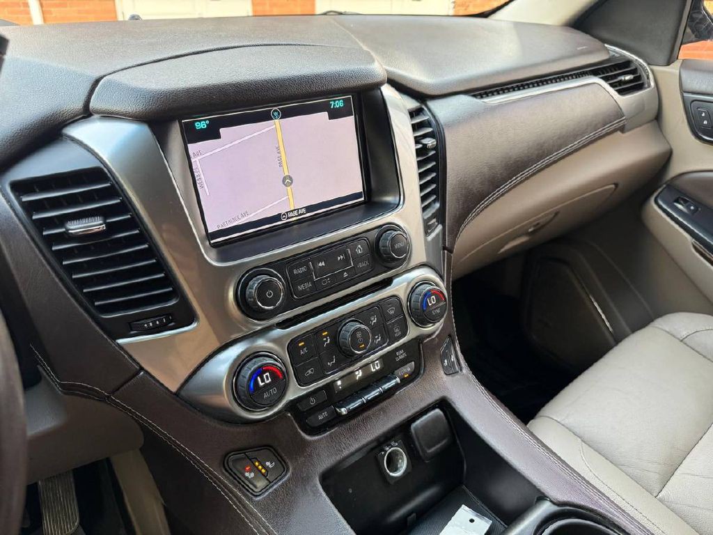 2016 Chevrolet Tahoe Image 19
