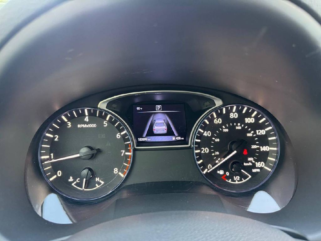 2017 Nissan Altima Image 21