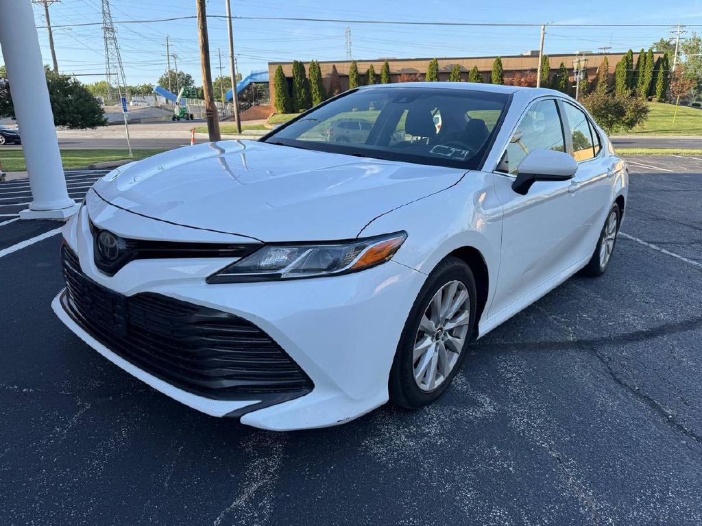 2018 Toyota Camry Image 3