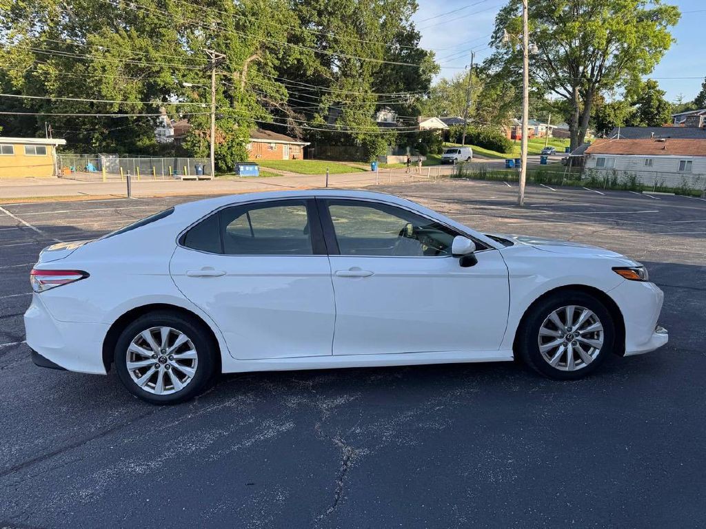 2018 Toyota Camry Image 4