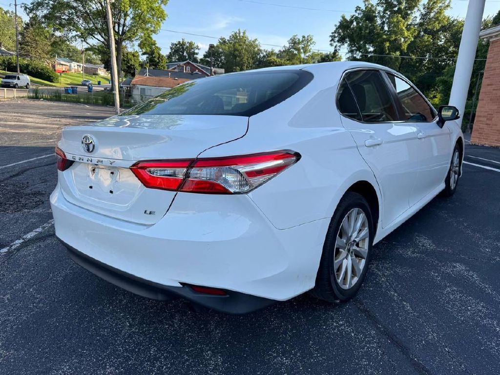 2018 Toyota Camry Image 6