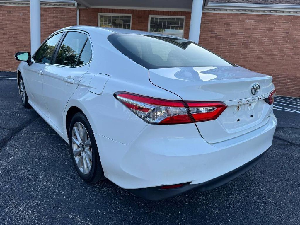 2018 Toyota Camry Image 8