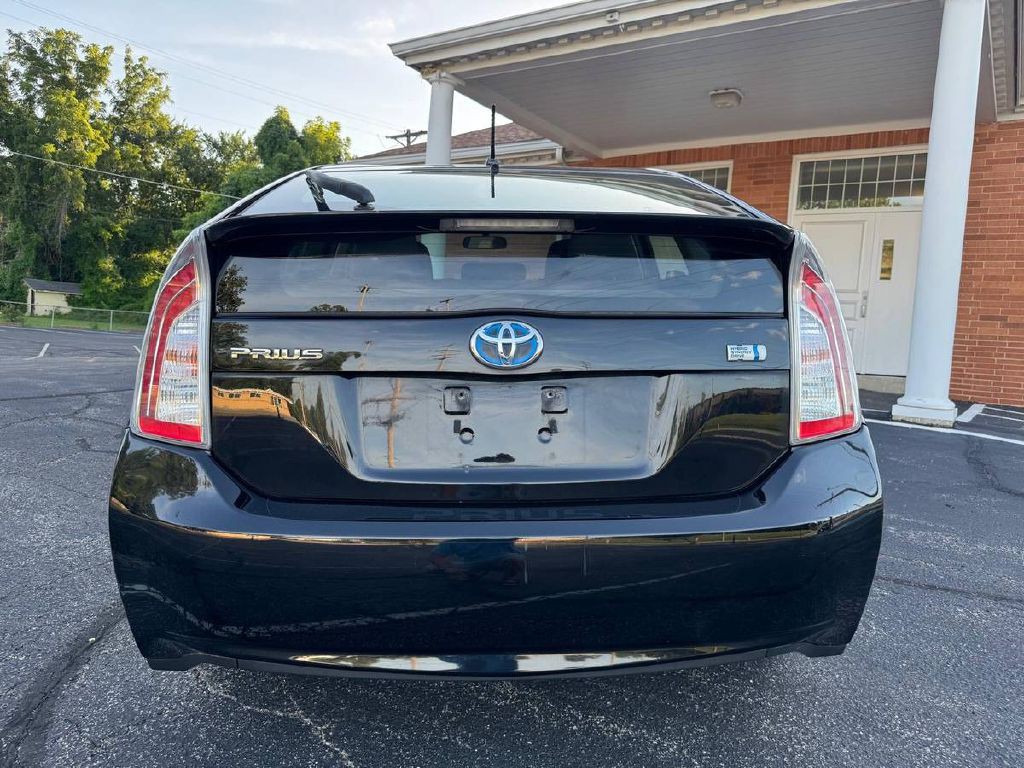 2014 Toyota Prius Image 7