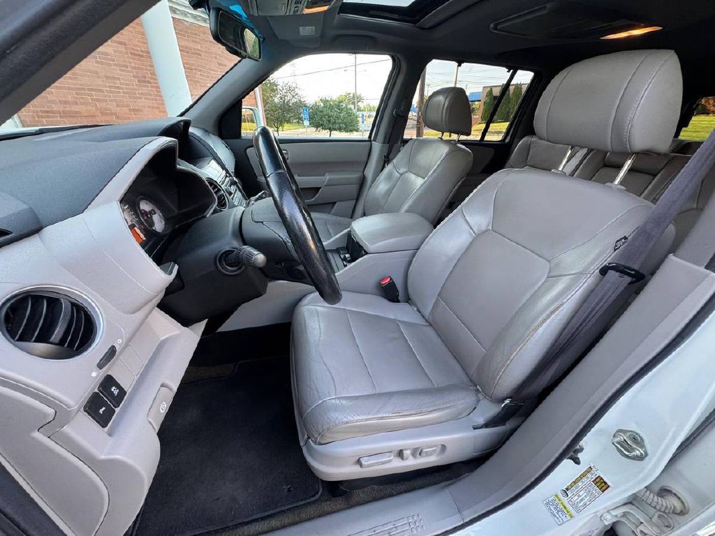 2014 Honda Pilot Image 9