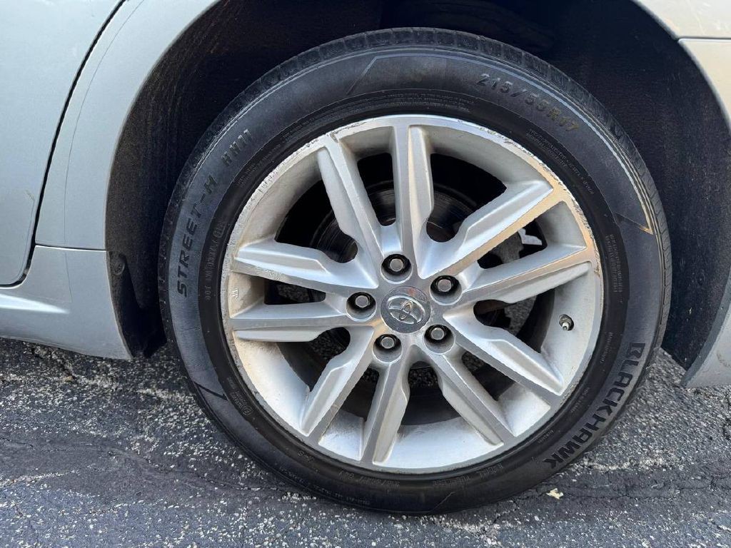2015 Toyota Avalon Image 22