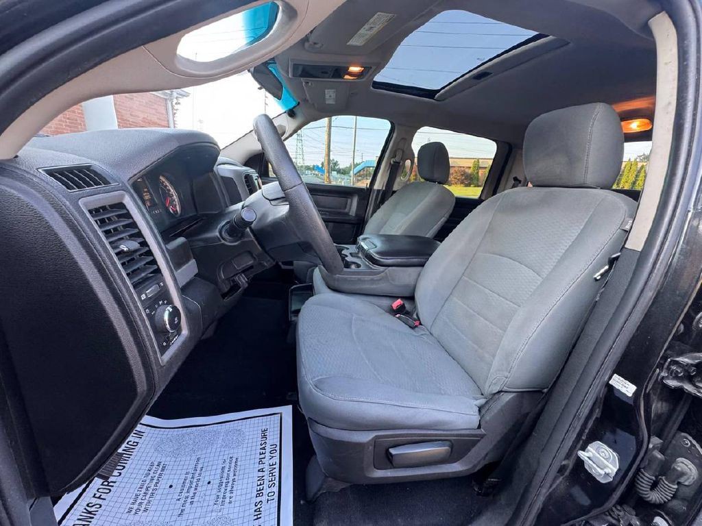 2019 RAM 1500 Image 9