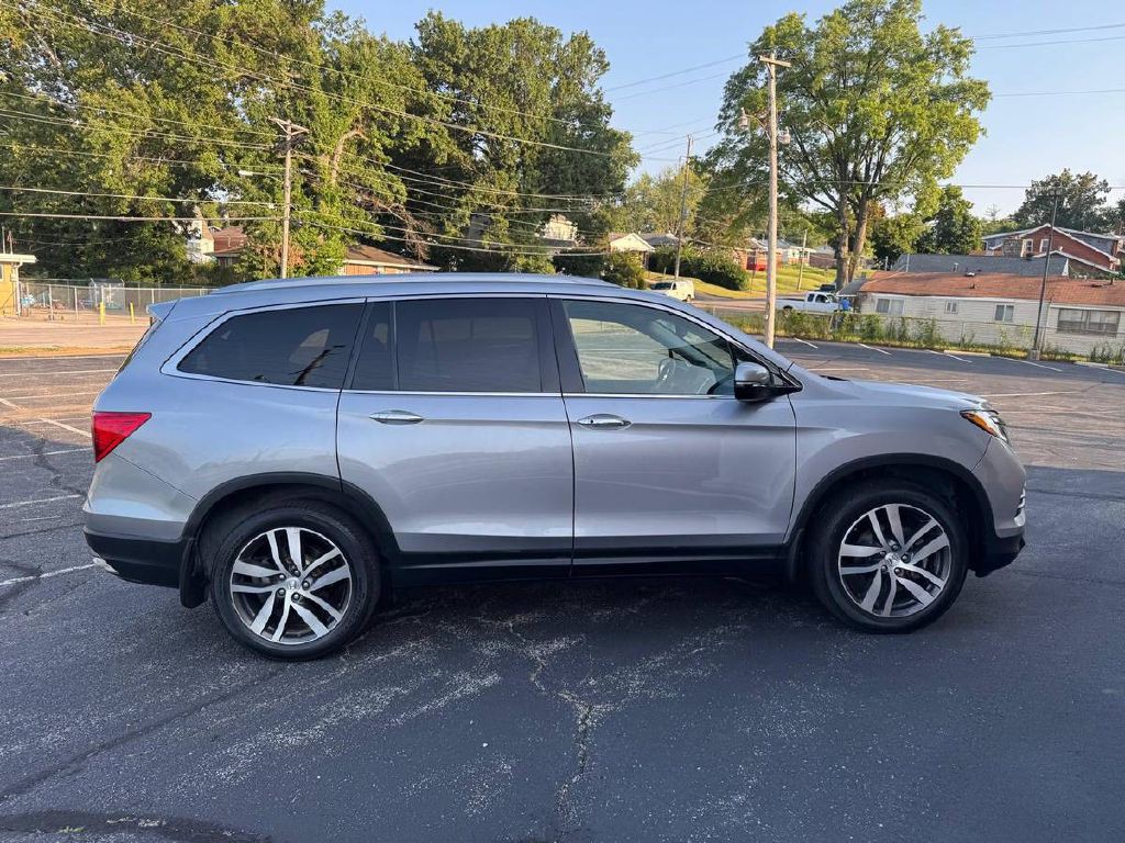 2018 Honda Pilot Image 4