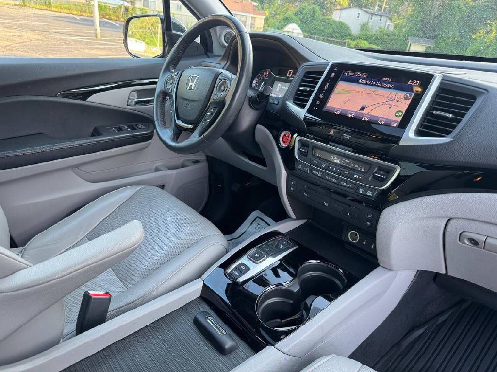 2018 Honda Pilot Image 11