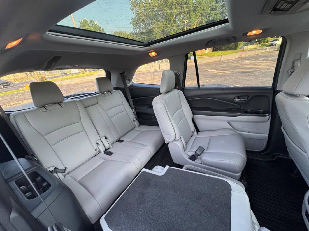 2018 Honda Pilot Image 13