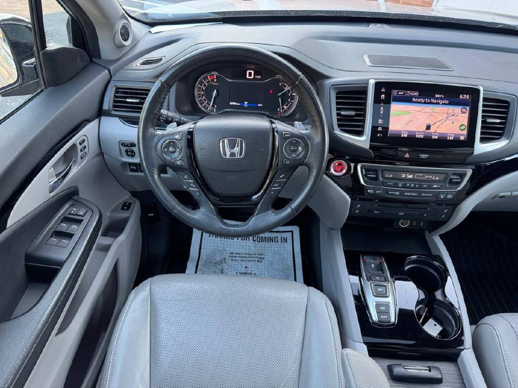 2018 Honda Pilot Image 18